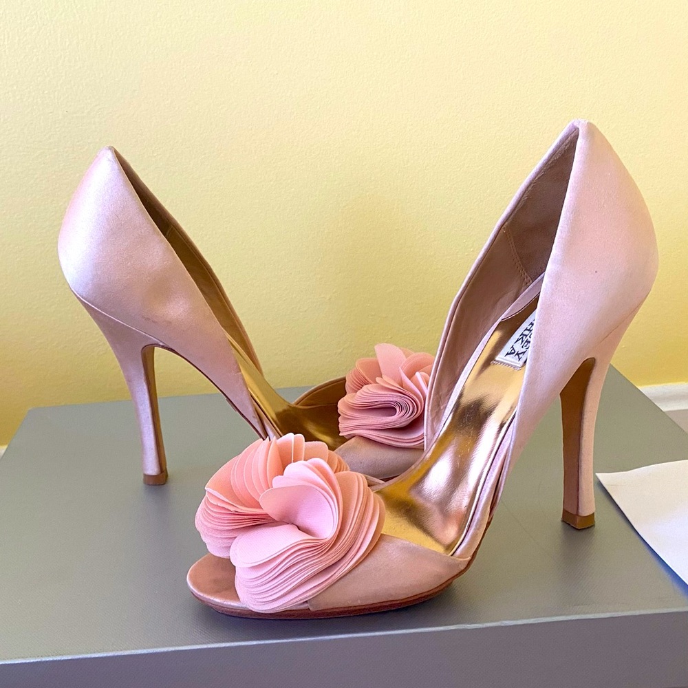 Badgley Mischka Open toes heels